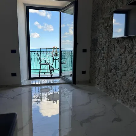 Giudecca Sea View Apartmán *